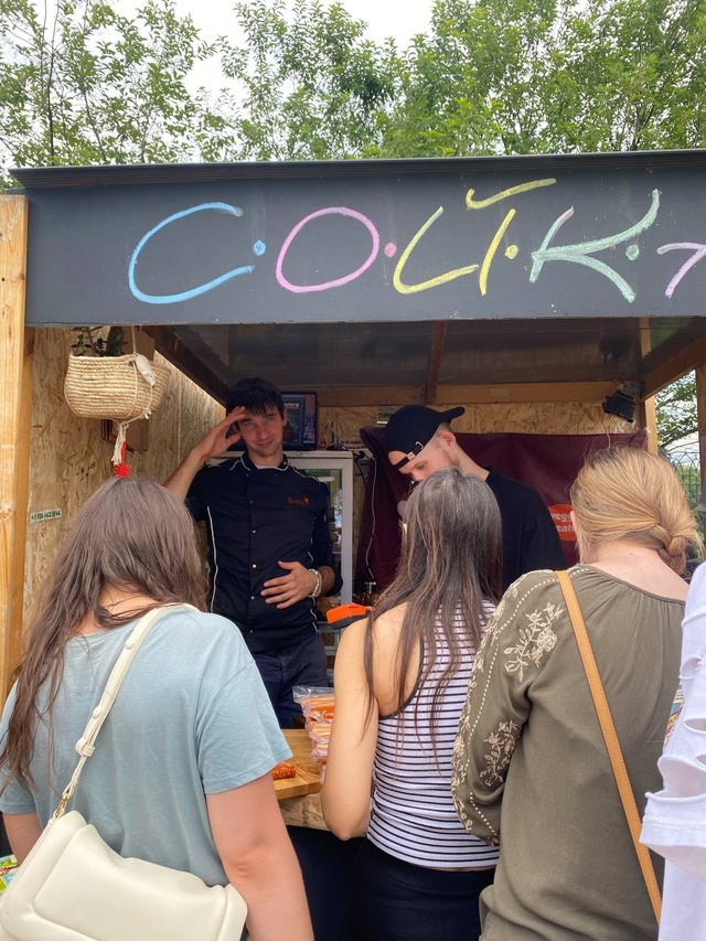 Ищем продавца консультанта в Сойку